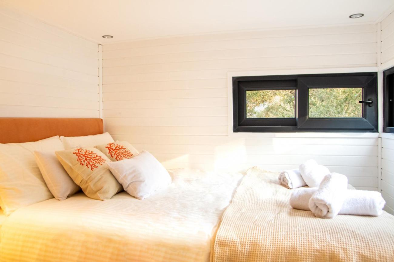 Tiny House Framed By Nature Near Sea In Karaburun Villa Esmirna Exterior foto