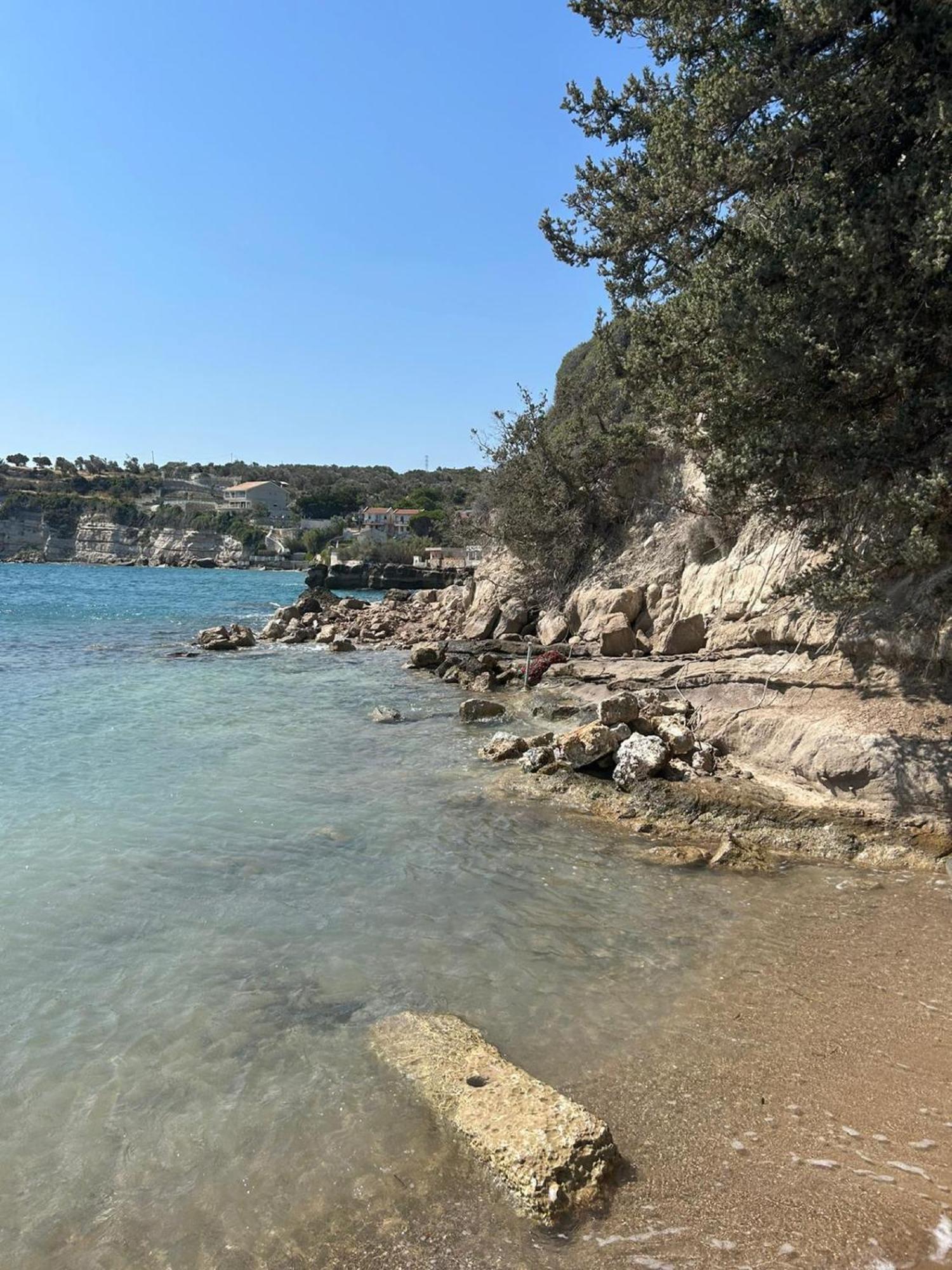 Tiny House Framed By Nature Near Sea In Karaburun Villa Esmirna Exterior foto